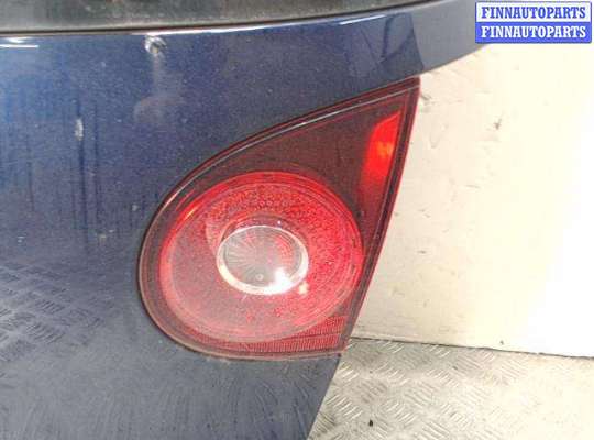 купить Фонарь задней двери на Volkswagen Golf 5 (2004 - 2009)