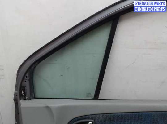 купить Стекло боковой двери (треугольник) на Renault Scenic I (1996 - 2002)
