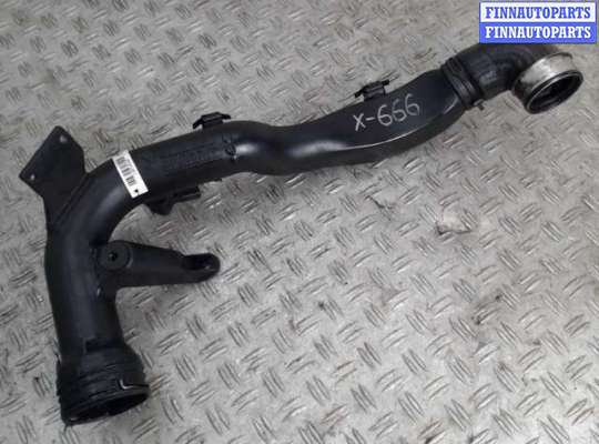 купить Патрубок интеркулера на Volkswagen Passat 5 (2000 - 2005)