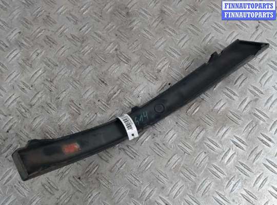 Ус под фонарь BM2946271 на BMW 7 E65 (2001 - 2008)