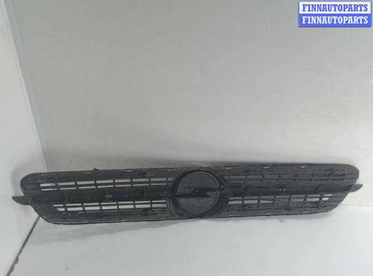 купить Решетка радиатора на Opel Vectra C (2002 - 2008)