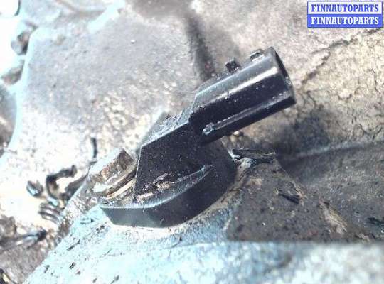 купить Датчик коленвала на Renault Clio III (2005 - 2011)