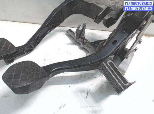 Педальный узел (педаль) на Audi A4 (8D, B5)