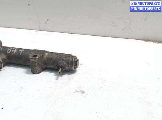 Рампа (рейка) топливная на Dodge Caravan IV (RG, RS)