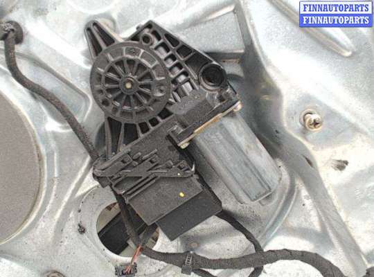 купить Двигатель стеклоподъемника на Volkswagen Passat 5 (1996 - 2000)