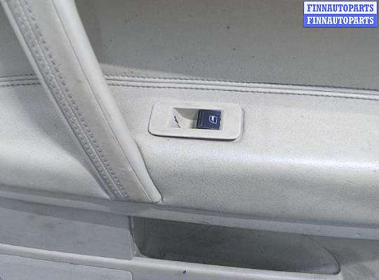 купить Кнопка стеклоподъемника на Volkswagen Touareg I (2000 - 2010)