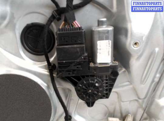 купить Двигатель стеклоподъемника на Volkswagen Passat 5 (1996 - 2000)