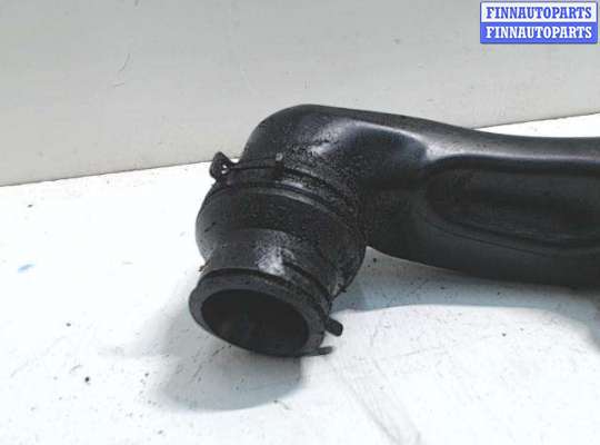 Патрубок (трубка, шланг) на Volkswagen Sharan I (7M)