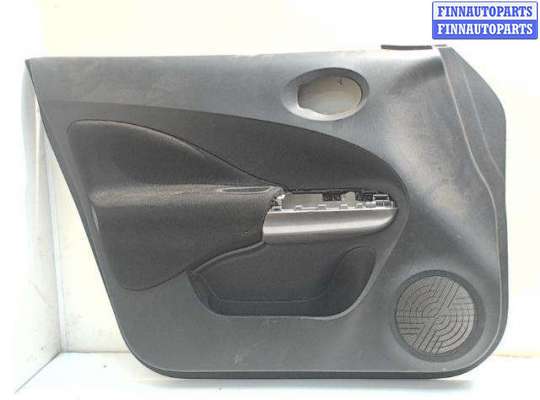 купить Обшивка боковой двери на Nissan Juke (2010-2019)