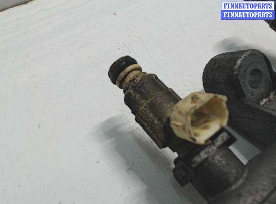 Форсунка топливная на Hyundai Tucson I (JM)