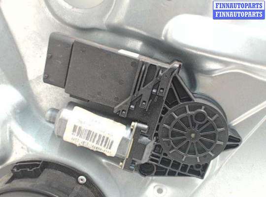 купить Двигатель стеклоподъемника на Volkswagen Passat 5 (1996 - 2000)