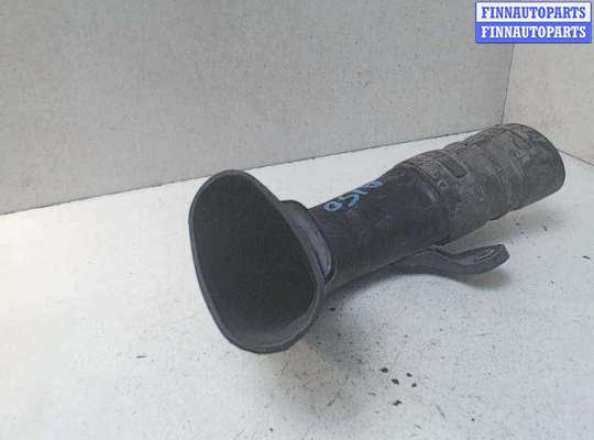 купить Патрубок (трубопровод, шланг) на Renault Megane III (2009 - 2014)