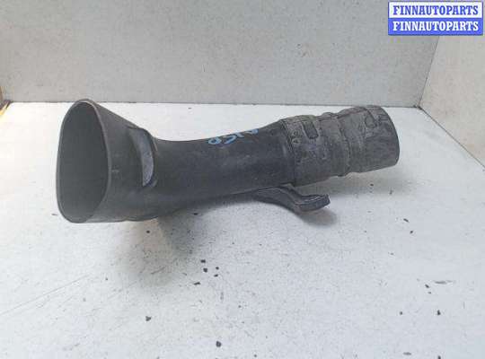 купить Патрубок (трубопровод, шланг) на Renault Megane III (2009 - 2014)