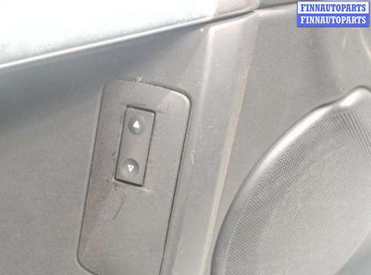 купить Блок кнопок стеклоподъемников на Opel Vectra C (2002 - 2008)