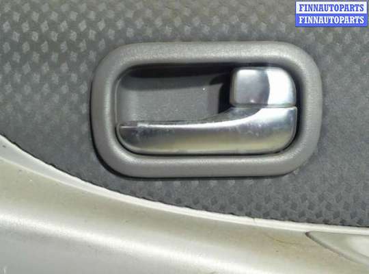 купить Ручка боковой двери внутренняя на Nissan Almera Tino (2000 - 2006)