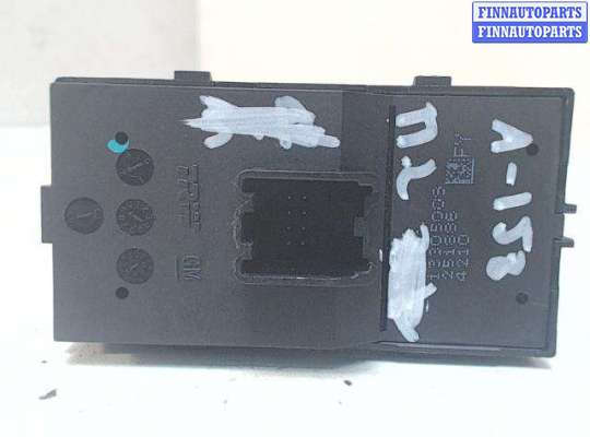 купить Блок кнопок стеклоподъемников на Opel Mokka (2012 -2020)