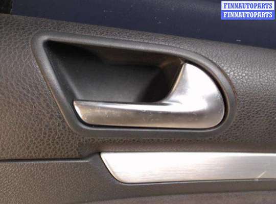 Купить Ручка боковой двери внутренняя на Volkswagen Golf 5 (2004 - 2009) Ручка боковой двери внутренняя VG2564163 на Volkswagen Golf 5 (2004 - 2009)