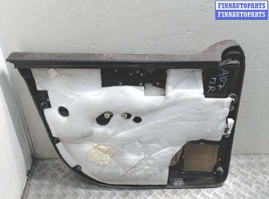 купить Обшивка боковой двери на Volkswagen Touareg I (2000 - 2010)