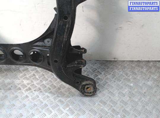 Балка подвески передняя (Подрамник) на Volkswagen Touareg I (7L)