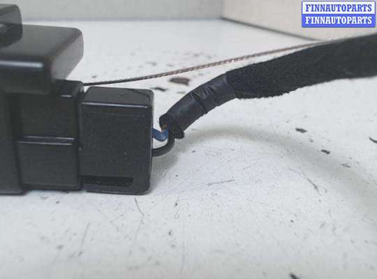 Замок лючка бензобака