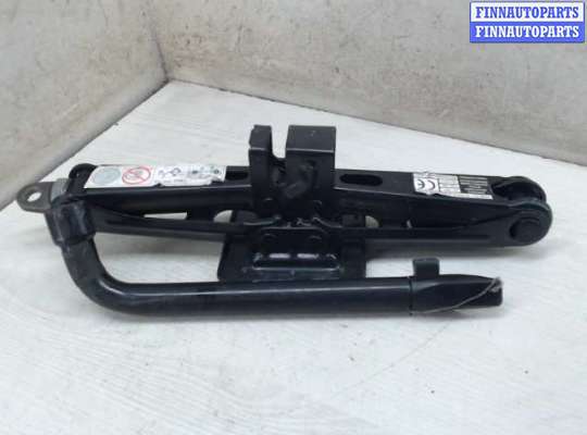 Домкрат FO1386844 на Ford Mondeo 3 (2000 - 2007)