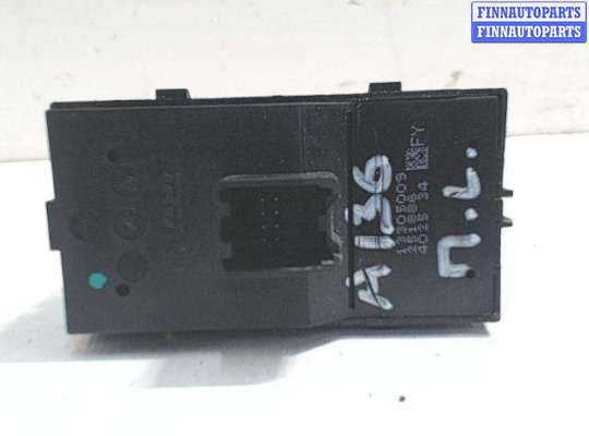 купить Блок кнопок стеклоподъемников на Opel Zafira C (2011 - 2016)