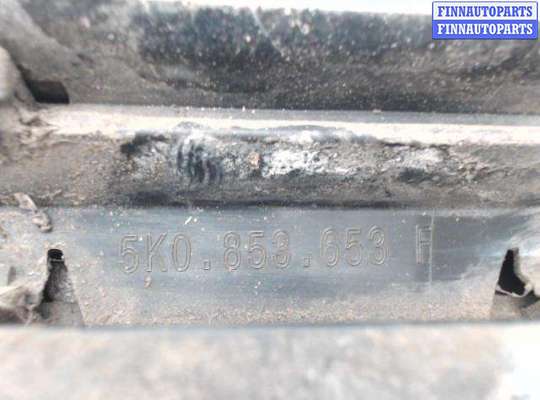 купить Решетка радиатора на Volkswagen Golf 6 (2009 - 2012)