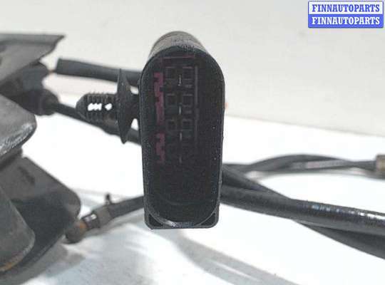 купить Замок капота на Volkswagen Touareg I (2000 - 2010)