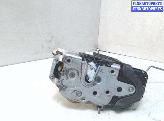 Замок боковой двери на Opel Astra J