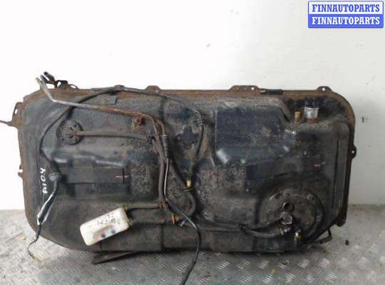 Бензобак на Suzuki Liana
