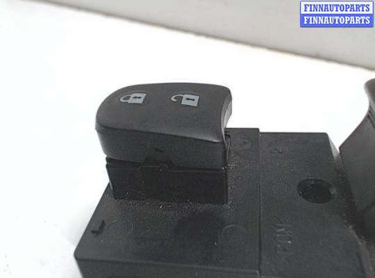 купить Кнопка центрального замка на Nissan Juke (2010-2019)