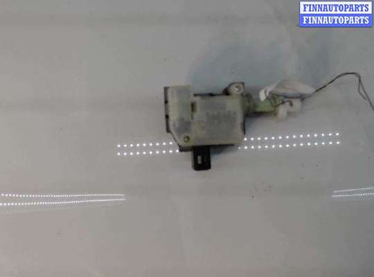 Замок лючка бензобака