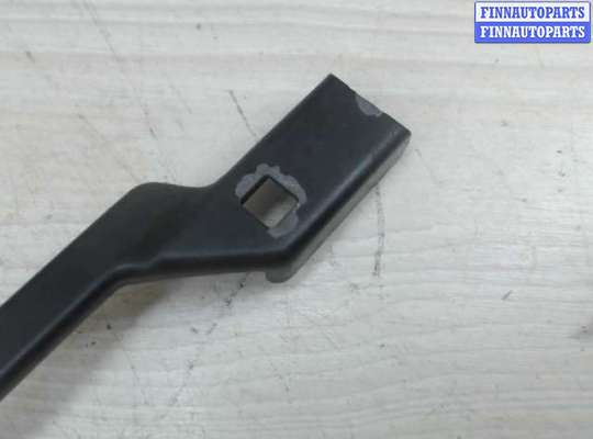 купить Поводок дворника на Volkswagen Passat 6 (2005 - 2010)