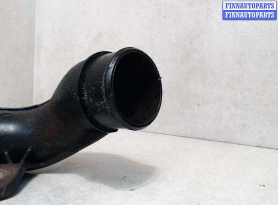Патрубок интеркулера MZ670595 на Mazda 3 BM (2013 - 2019)