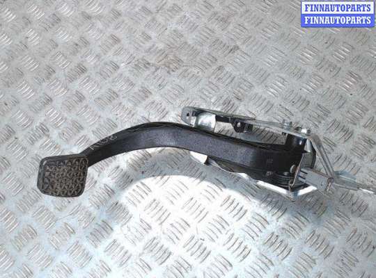 купить Педаль сцепления на Opel Astra H (2004 - 2010)