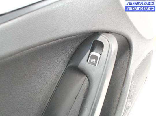 купить Кнопка стеклоподъемника на Audi A4 (B8) (2008 - 2018)