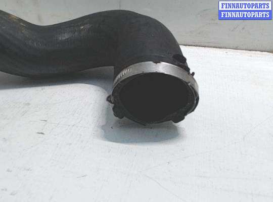 купить Патрубок интеркулера на Volkswagen Touareg I (2000 - 2010)