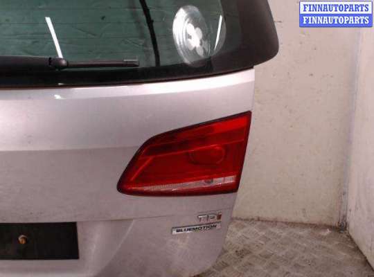Фонарь задней двери VG2756936 на Volkswagen Passat 7 (2010 - 2015)