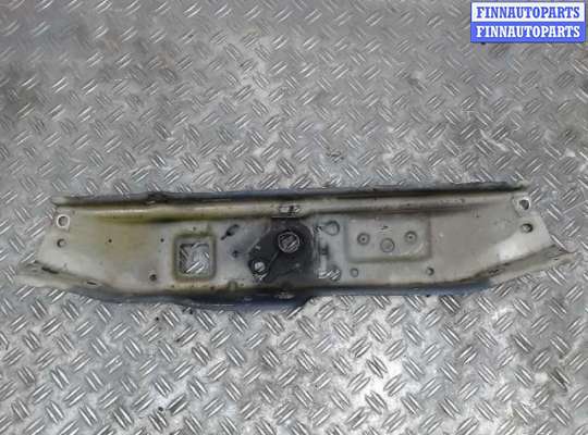 Планка под капот OP1017159 на Opel Astra H (2004 - 2010)