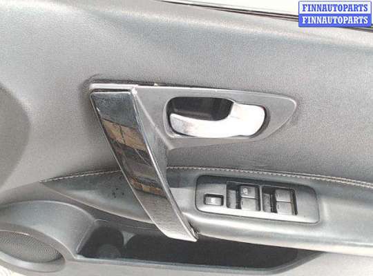 купить Обшивка боковой двери на Nissan Qashqai (2007-...)