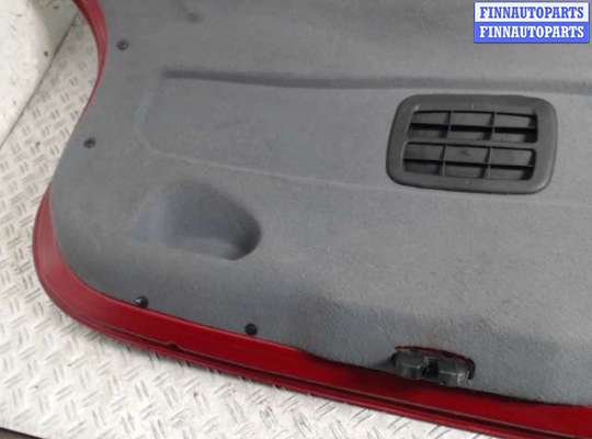 купить Дверь задняя на Citroen Xsara Picasso (1999 - 2004)
