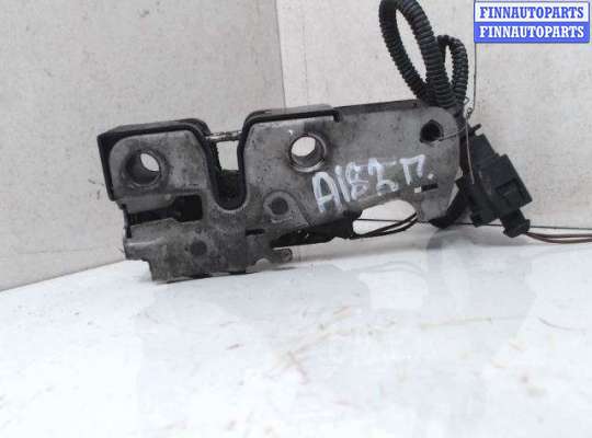 Замок капота SK497427 на Skoda Rapid (2012-2020)