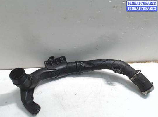 купить Патрубок интеркулера на Skoda Yeti (2009-2018)