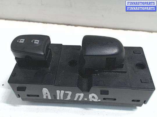 купить Блок кнопок на Nissan Juke (2010-2019)