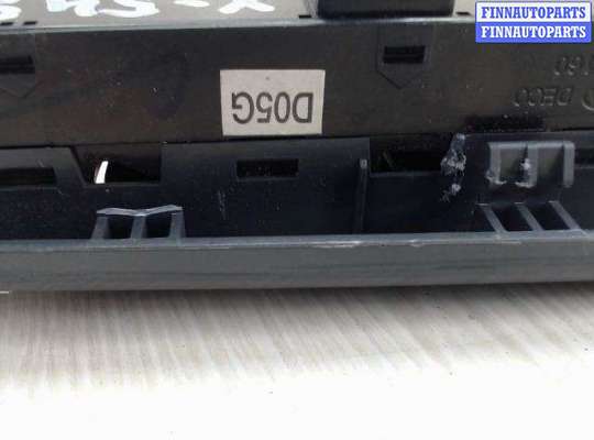 купить Блок кнопок стеклоподъемников на Opel Vectra C (2002 - 2008)