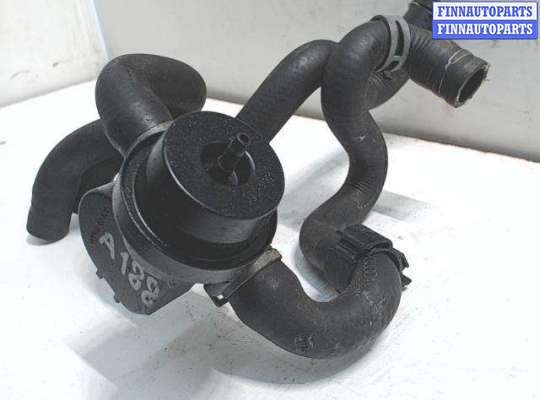 купить Кран отопителя (печки) на Audi A4 (B8) (2008 - 2018)