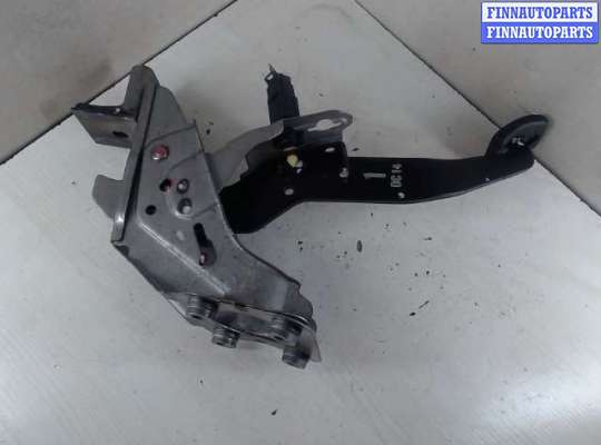 купить Педаль тормоза на Mitsubishi Carisma (1995 - 2006)