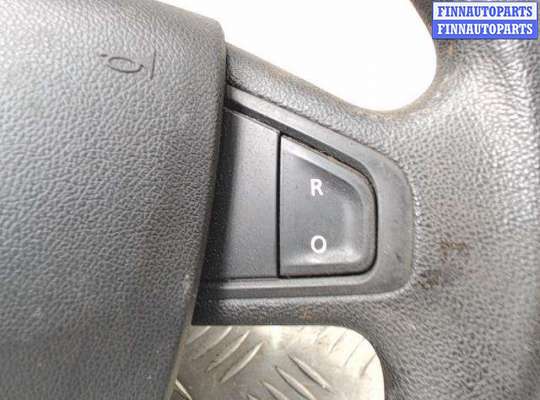 купить Кнопка руля на Renault Grand Scenic III (2009 - н.в.)