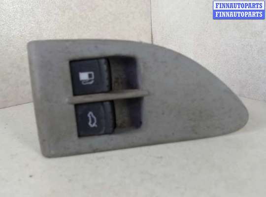 купить Кнопка открывания багажника на Volkswagen Passat 5 (2000 - 2005)