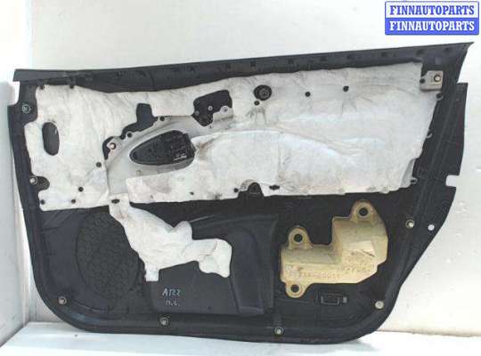 купить Обшивка боковой двери на Toyota Avensis (2009 - 2015)